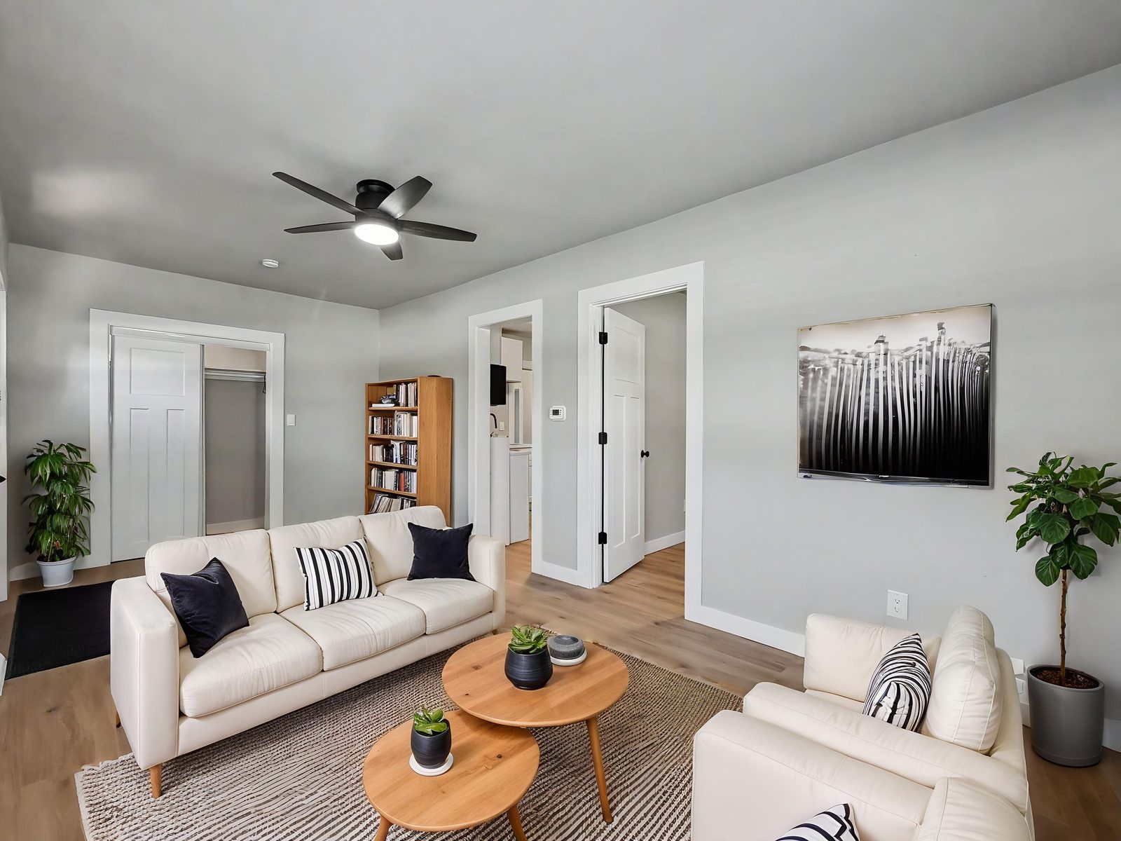 3436 Scott Ave, Des Moines — living room, virtually staged